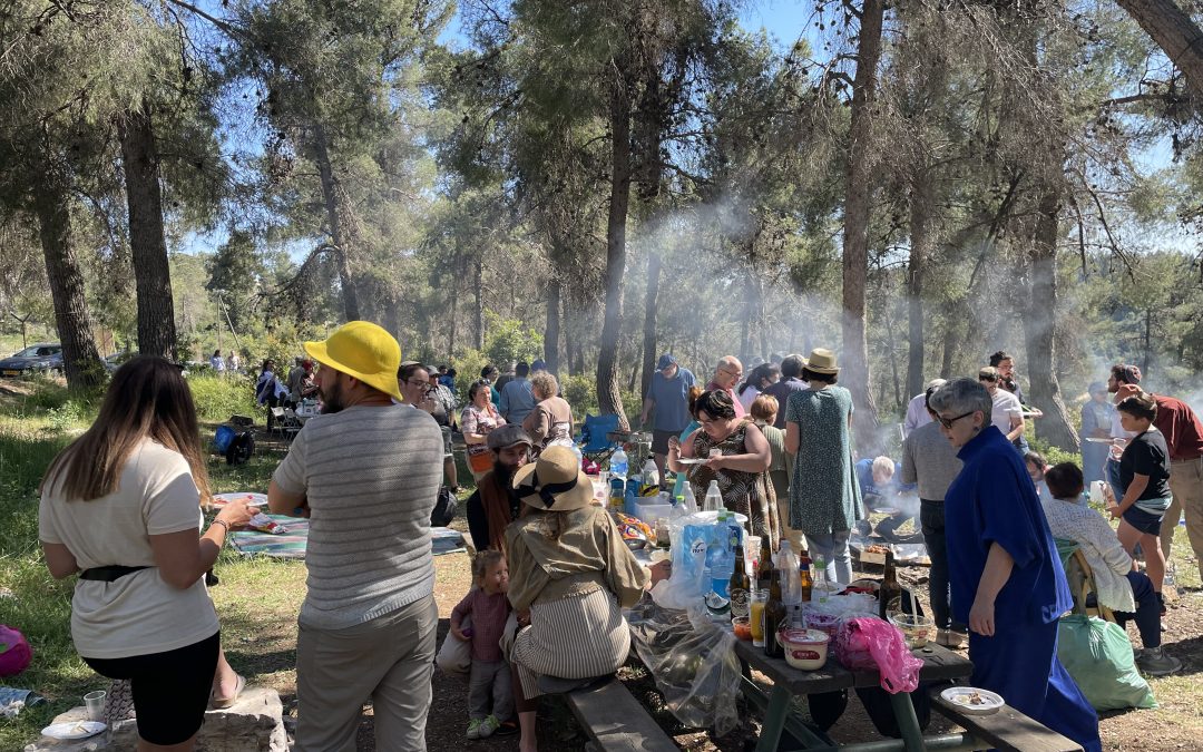 22 апреля. Пикник в День Независимости